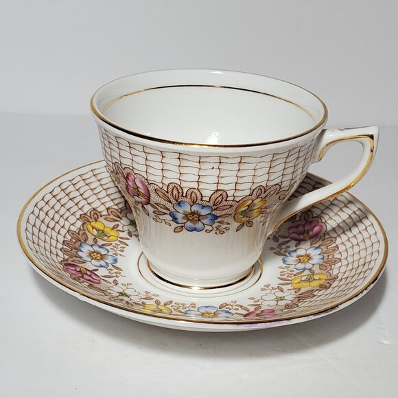 Rosina Teacup and Saucer Floral Basket Weave Pink Blue Flowers Vintage - Picture 3 of 9